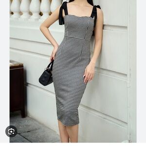 Naked Wardrobe Houndstooth Midi Dress